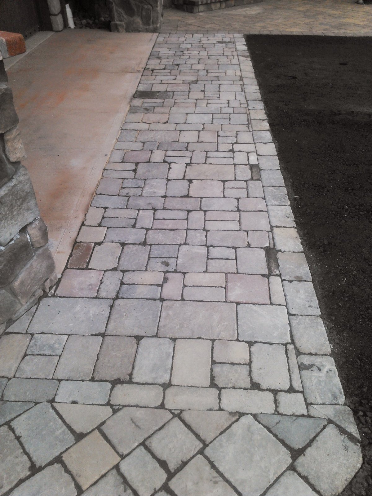 Concrete paver pathway